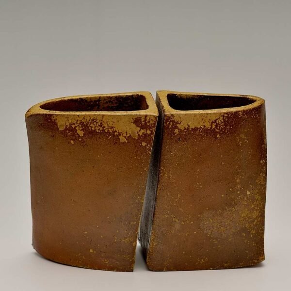 Wave Separate Sculptural Vase - Image 2