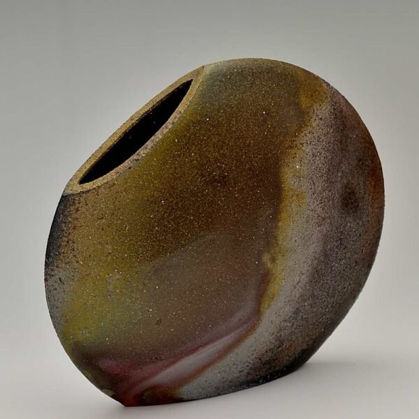 Moon Shape Sculptural Vase - Image 4