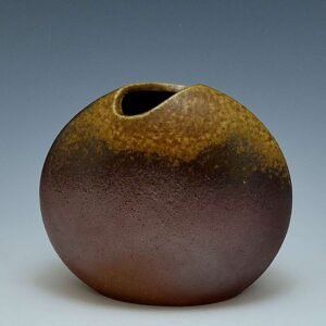 Moon Shape Sculptural Vase (Mini)