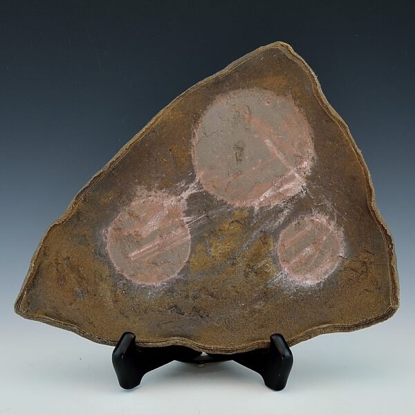 Stone-face Triangular Plate (Large) - Image 2