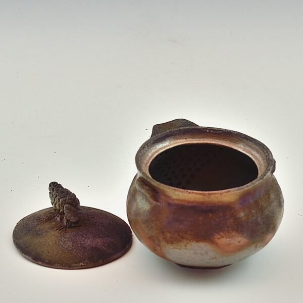 Hand Formed Tea Pot - Image 3